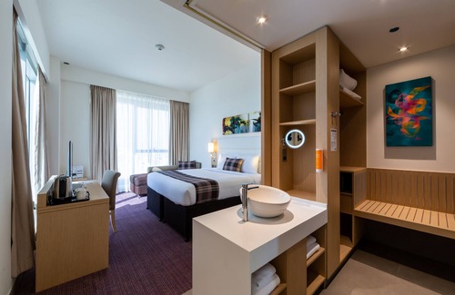 International City Hotel | Premier Inn Dubai Dragon Mart