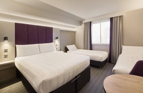 Newton Aycliffe Hotel | Premier Inn Durham - Newton Aycliffe