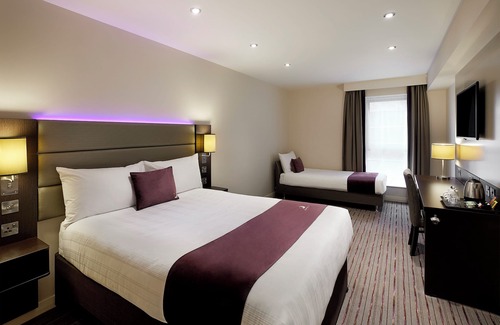 Faversham Hotel | Premier Inn Faversham