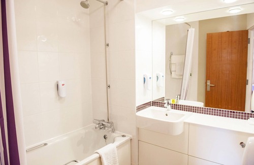 Minster Hotel | Premier Inn Ramsgate - Manston Airport