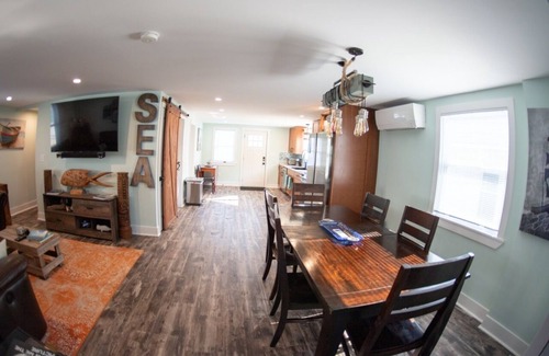 Hampton House | Premier, modern, fully renovated, Beach home.stroll to the beach in 3 minutes!