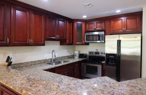 West End Apartment | Premier Penthouse suite 3 bedroom condo in West End Bahamas Blue Marlin Cove