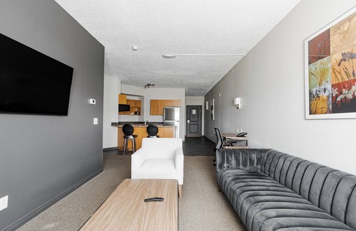 Fort McMurray Hotel | Premier Residences