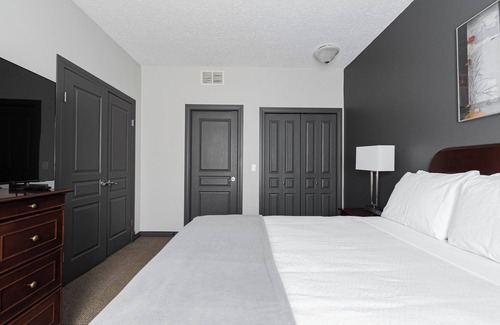 Fort McMurray Hotel | Premier Residences