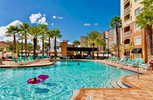 Florida Center Apartment | Premier Resort Condos Near Disney & Universal