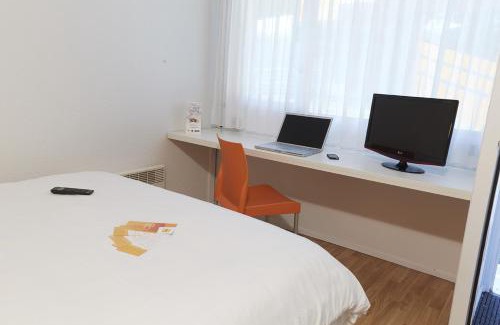 Chasseneuil-du-Poitou Hotel | Premiere Classe Poitiers Futuroscope - Chasseneuil