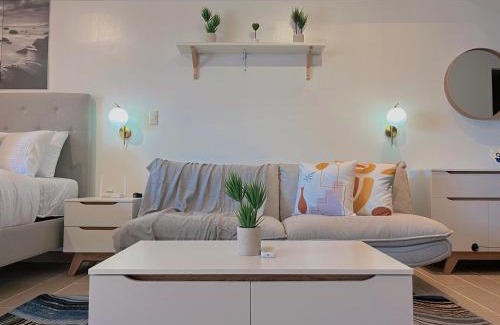 Pinagsama Apartment | PREMIUM 1BR Venice Canal Suite, Pool, Gym, Sauna & 5G Wi-Fi, Ste 16