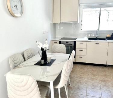 Paralimni House | Premium 2025 Housing with BBQ