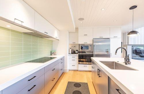Whistler Village House | Premium 4-Bedroom Chalet