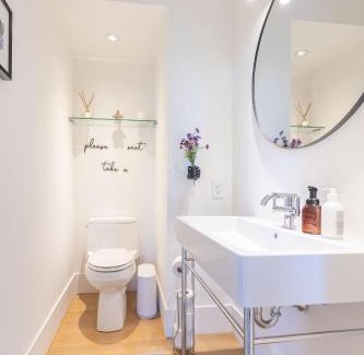 Whistler Village House | Premium 4-Bedroom Chalet