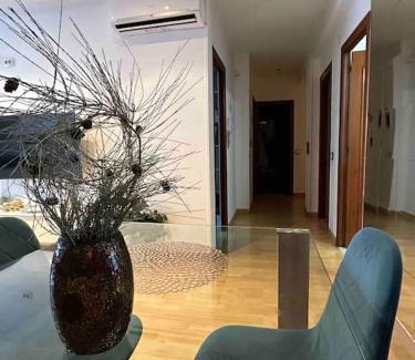 Reus Apartment | Premium Aparthotel-PortAventura, FerrariLand,tren