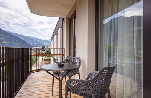 Fuegen Apartment | Premium Apartment with 2 bedrooms