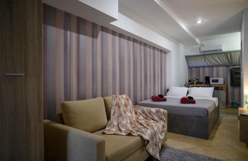 Nea Smirni Apartment | Premium Athenian District Urban Studio