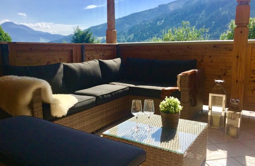 Kaprun Ski Chalet | Premium Chalet with great Mountain View