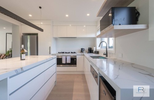 Orakei Apartment | Premium Coastal Apartment