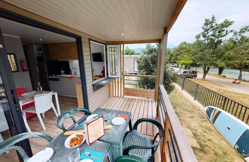 Cabrieres-dʼAigues House | Premium Cottage view Lake - 27m2 - 2 Schlafzimmer 4 persons