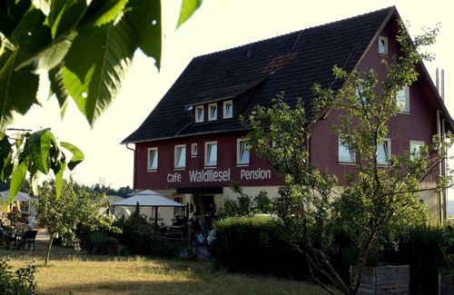 Hallwangen Apartment | Premium double room with shower and WC, approx. 22 sqm