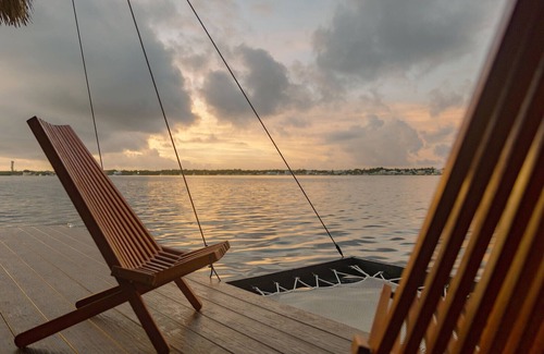 Key Largo Boat Rental | Premium Floating Bungalow by Stay Ombi