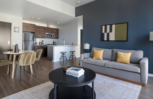 Civic Center Apartment | Premium Hayes Valley 1BR w/Gym, Pool, Movies & BBQ, by Blueground