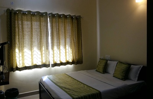 Mysore Bed & Breakfast | Premium Hostel with private rooms near Mysore Palace