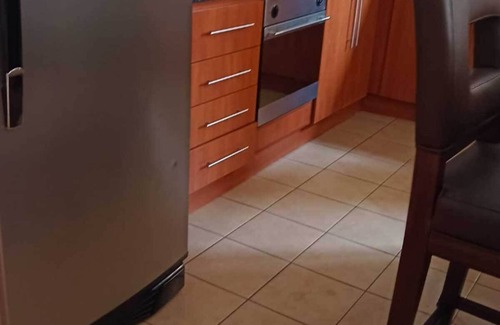 Escazu Apartment | Premium Location: Fully Furnished 3-Bedroom Apartment in Escazú