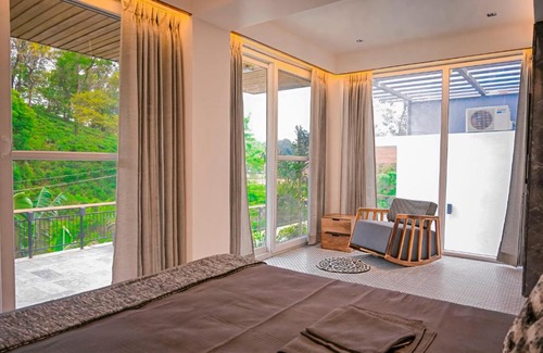 Guwahati Apartment | Premium room in a luxury villa