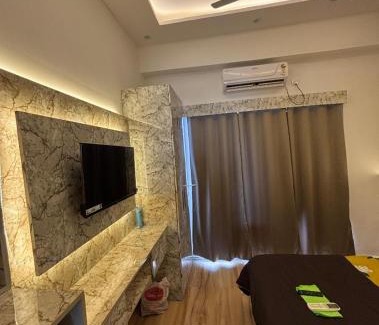 Greater Noida Apartment | Premium stay