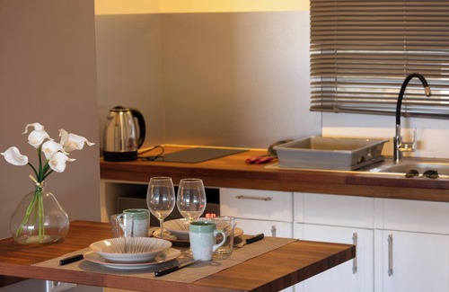Faaa Apartment | Premium suite near the airport with WiFi and air conditioning