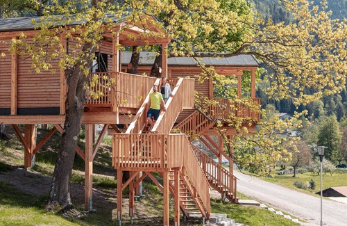 Kotschach-Mauthen Ski Chalet | Premium Tree House with 1 bedroom