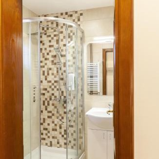 Cacak Bed & Breakfast | Prenoćište Omega Luxury