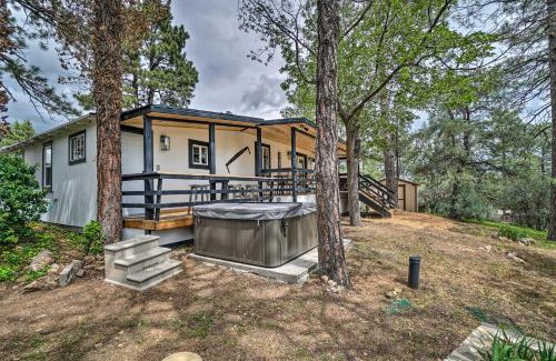 Prescott House | Prescott Retreat with Hot Tub about 3 Mi to Dtwn!