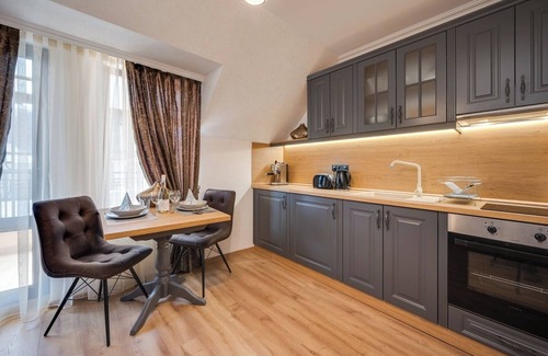 Varna City Centre Apartment | Prestige Central Atelier 8