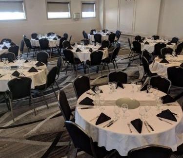 Rossland Hotel | Prestige Mountain Resort Rossland
