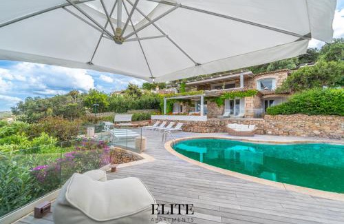 Pantogia Villa | Prestigiosa Villa di Lusso con Vista Mozzafiato