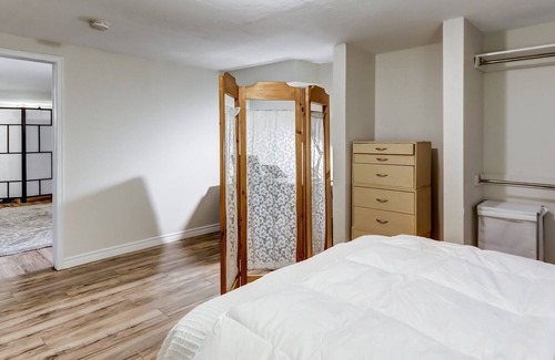 Markham Apartment | Prestiqe Unionville/Renovated Furnished Suite