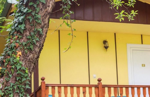 Kamena House | Pretty bungalow for 2 or 3 persons in a lovely area of Kamena village