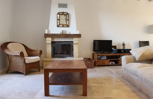 Benque Other | Pretty Farmhouse with Stunning Views of Pyrenees and 12m Swimming Pool