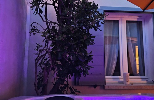 Port-des-Barques House | Pretty house 3 * sea beach islands nature indoor heated pool private jacuzzi