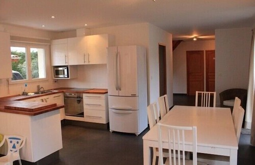 Cazaux House | Pretty modern house sleeps 8 4*-Lake, ocean, Arcachon basin, Dune du pyla