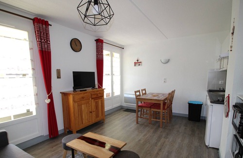Premanon Apartment | Pretty Studio Mountain and Nature classified 2 stars