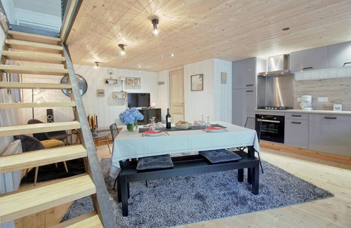 Vielle-Aure House | Pretty village barn tastefully decorated