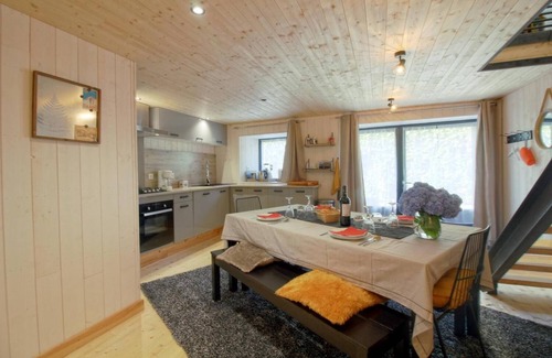 Vielle-Aure House | Pretty village barn tastefully decorated