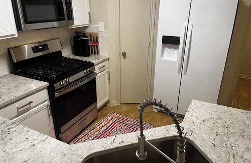 Channelview House | PRICELESS w/Charm/Comfort Pvt-10 on Richter: Peaceful 3-bdrm amenities,Pkg,WiF