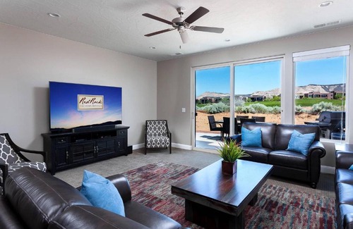St. George Apartment | Pride of the Ledges