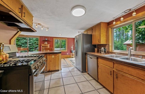 Nordman House | Priest Lake - Escape to the Lake