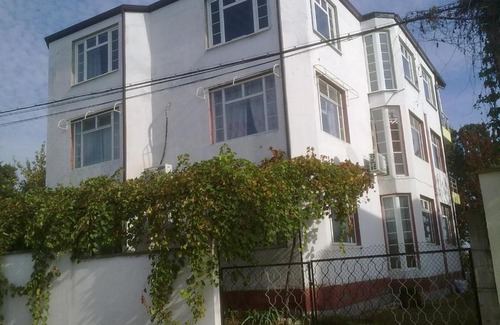 Trakata House | Prima Guest House 2