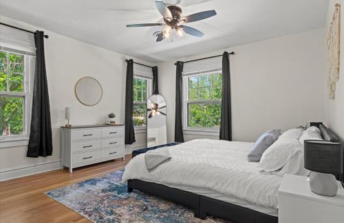 Kansas City Apartment | Prime 3BR Unit Next To KU Med & Midtown - Westport