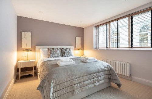 Soho Apartment | Prime Covent Garden gem with Air-Con