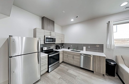 North Rose Hill Condo | Prime locale near wine country & beaches - dog-friendly with central AC