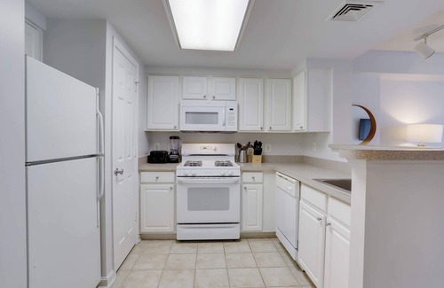 Ballston Apartment | Prime Location Apt Near Ballston